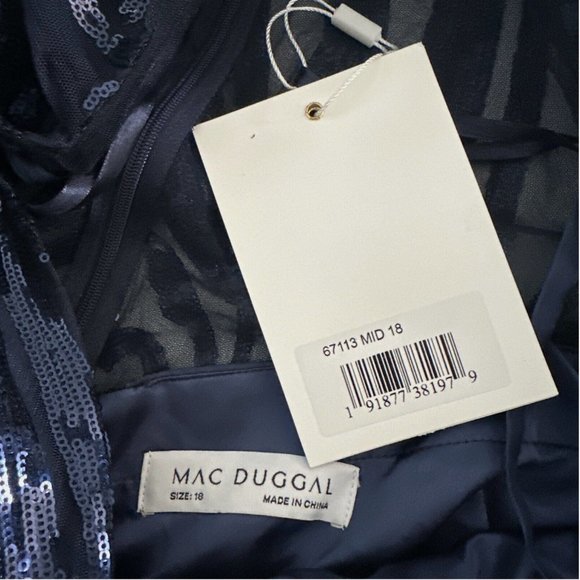 NWT $598 Mac Duggal [ 18 ] Damask Sequin Long‎ Sleeve Gown in Midnight Blue - Picture 3 of 16